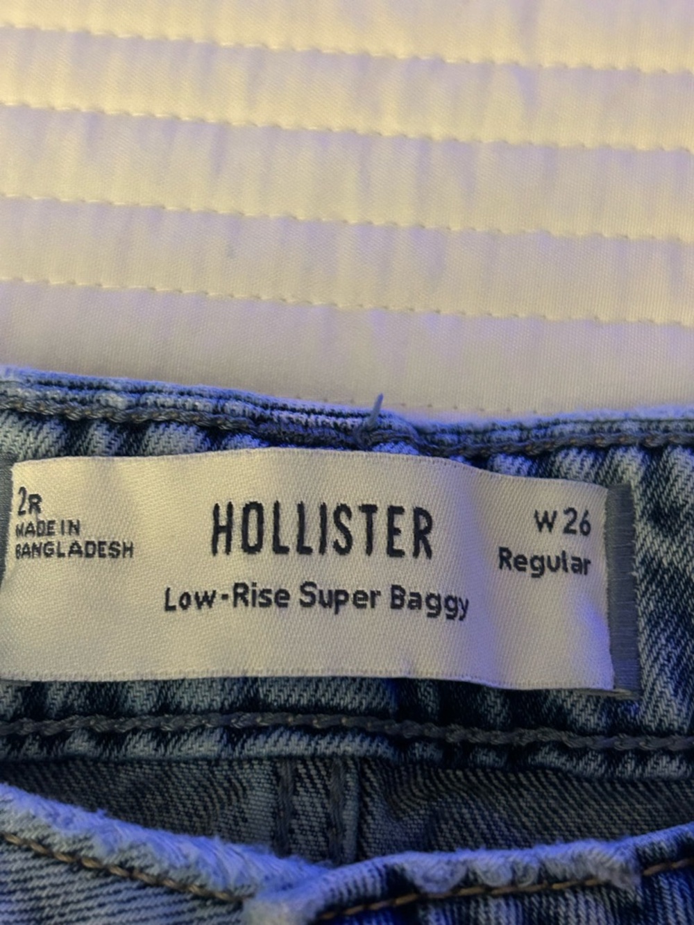 Hollister Light Blue Straight Low Rise Baggy - Picture 2 of 9